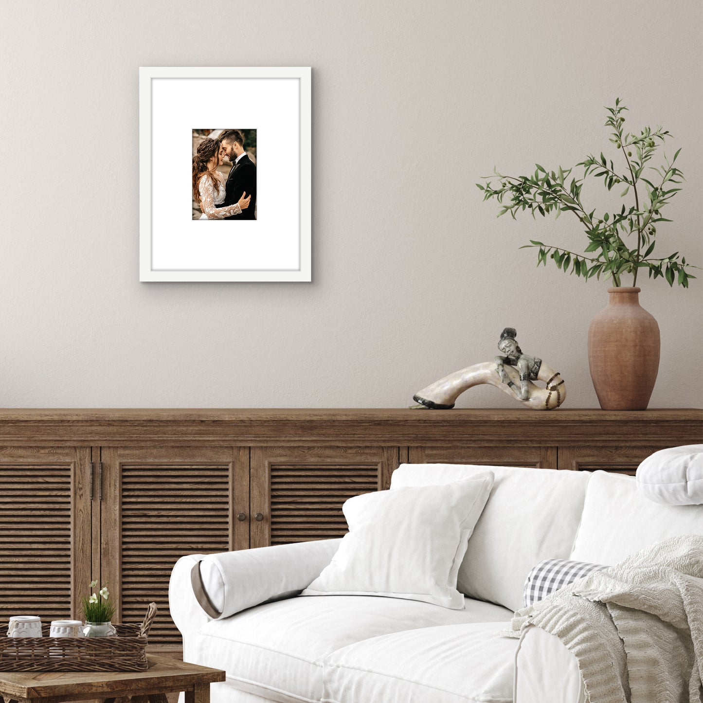 Americanflat Picture Frame with Mat | Shatter-Resistant Glass | Classic Molding