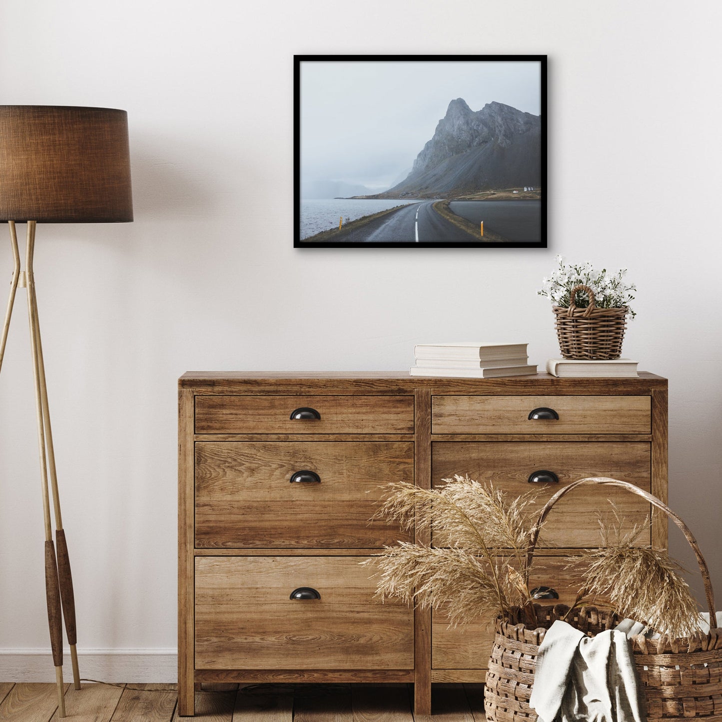 Modern Gallery Poster Frame without Mat, Black | Streamline Collection