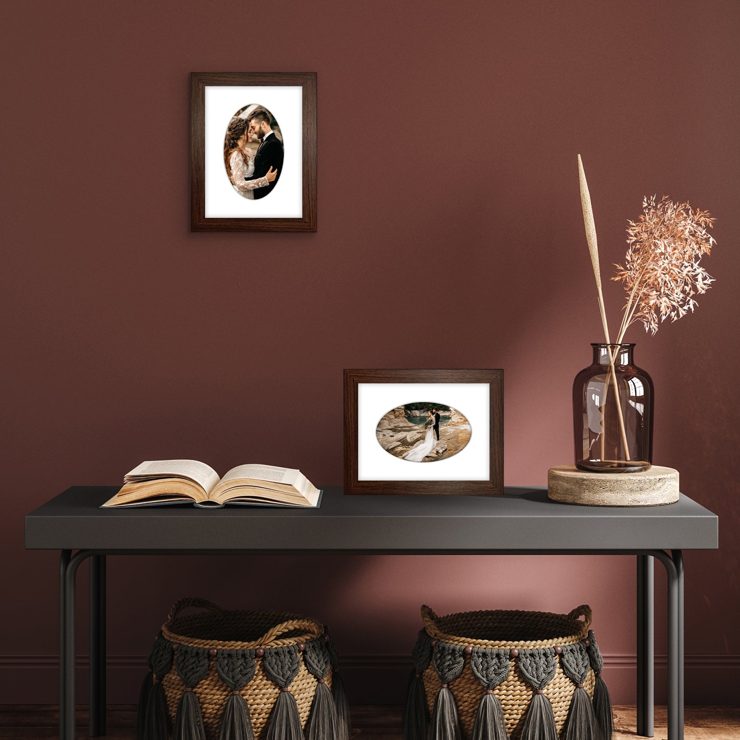 Gallery Picture Frame with Oval Mat | Signature Collection