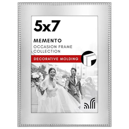 Americanflat Picture Frame | Beaded-Style Detailing | Shatter-Resistant Glass
