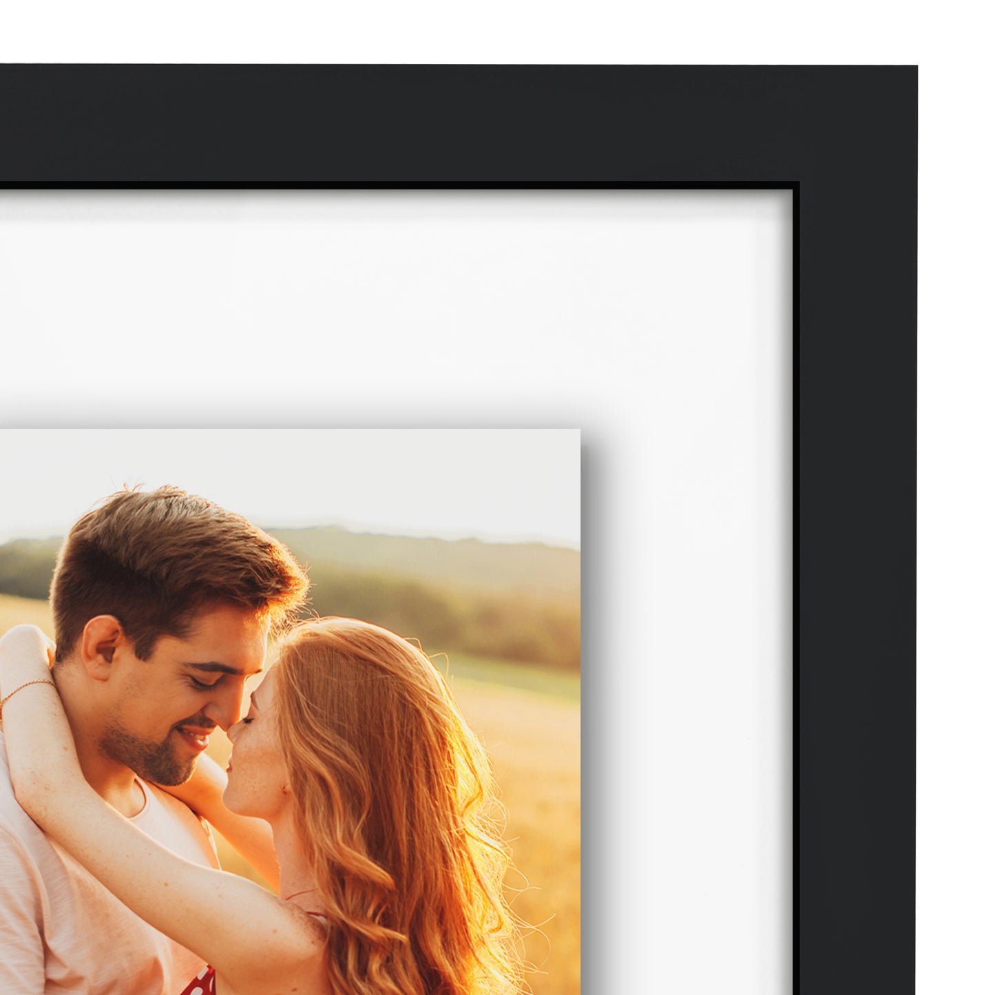 Americanflat Floating Collage Frame - Display Two 4x6 Photos - 9x12