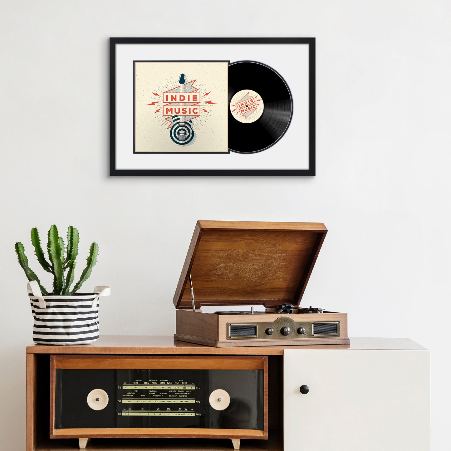 Americanflat Wide Vinyl Record & Album Art Frame - 25x16.5 - Black