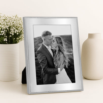 Americanflat Picture Frame | Beaded-Style Detailing | Shatter-Resistant Glass