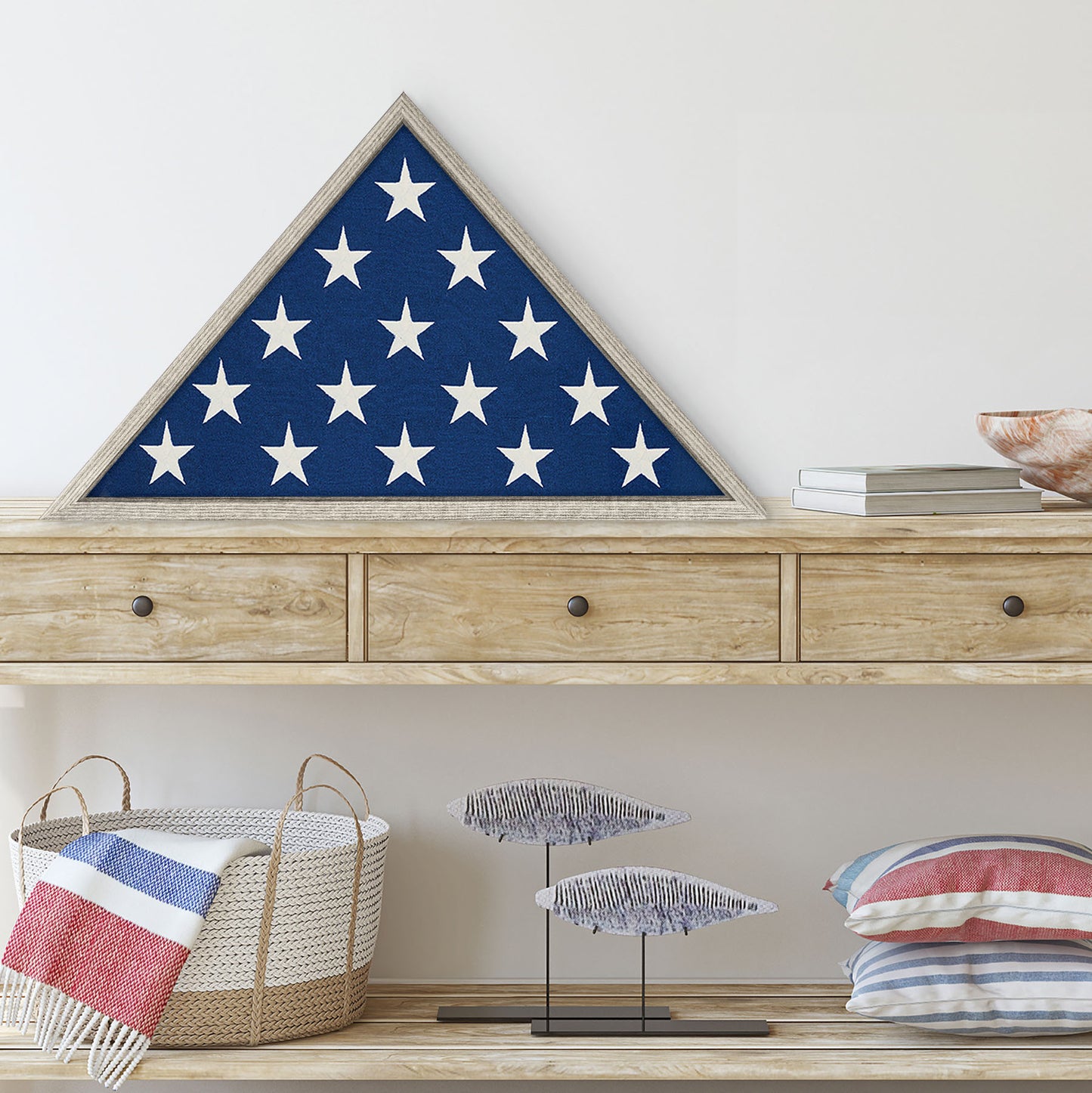 Burial Flag Display Case | Silhouette Collection