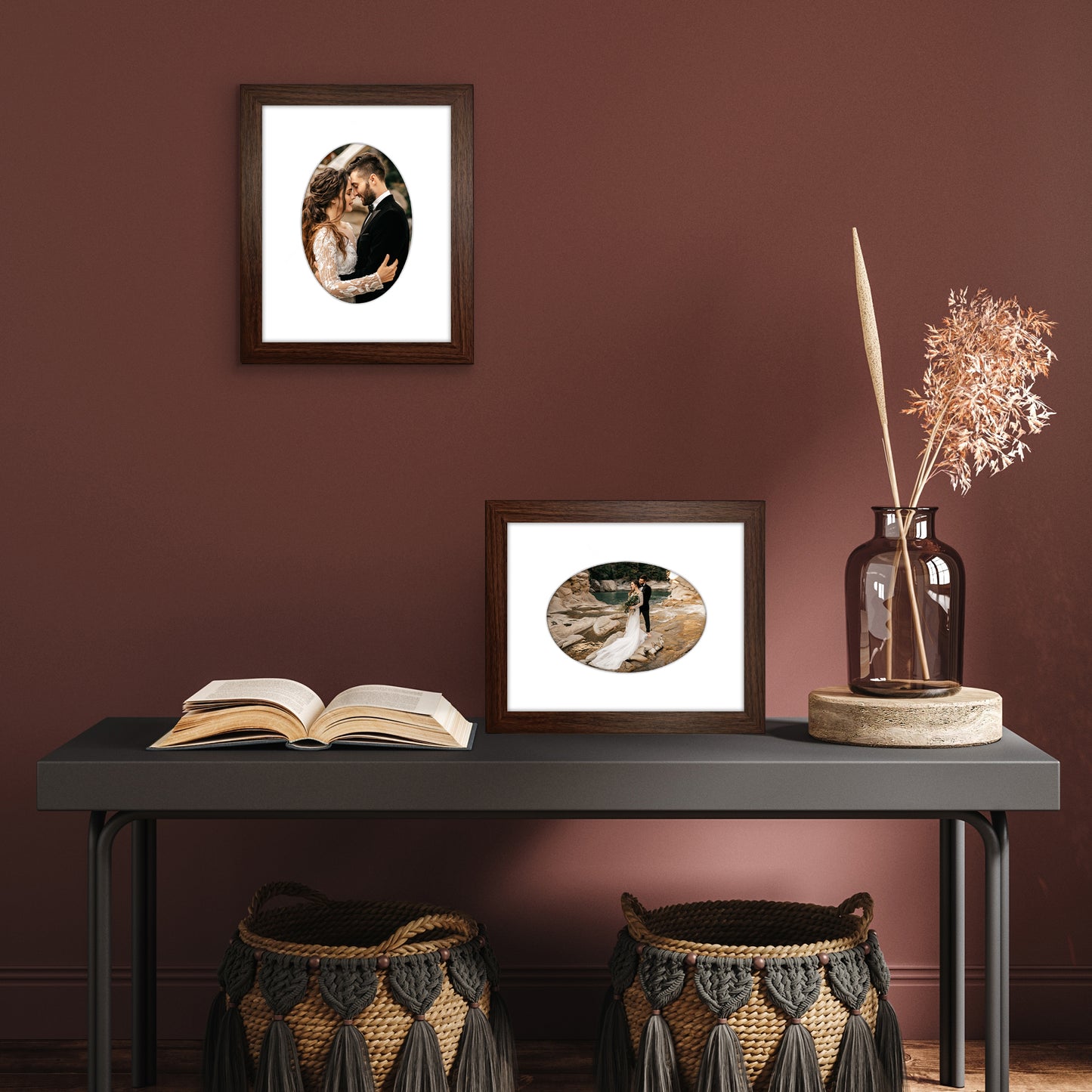 Gallery Picture Frame with Oval Mat | Signature Collection